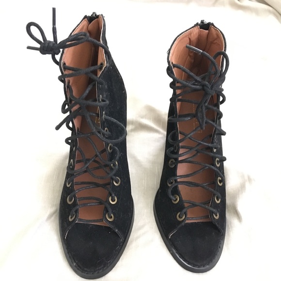 Black lace up peep toes - Picture 3 of 4